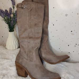Women's tan suede boots